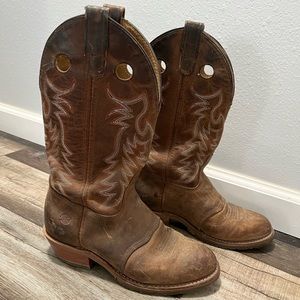 Double HH cowgirl boot round toe